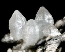 Исследовательская профессия на тему "Как растут кристаллы"